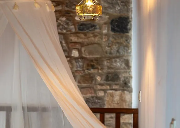 Prázdninový dům Pirgali Stone House Ampavris