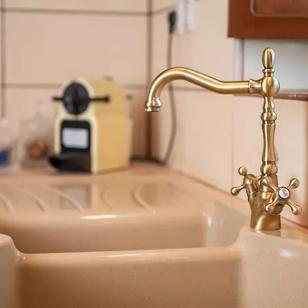 Pirgali Stone House * Ampavris