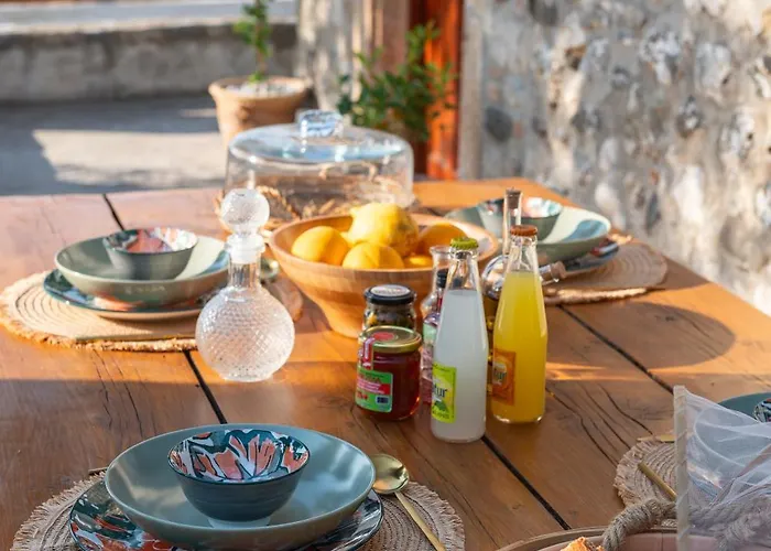 Hébergement de vacances Pirgali Stone House Ampavris